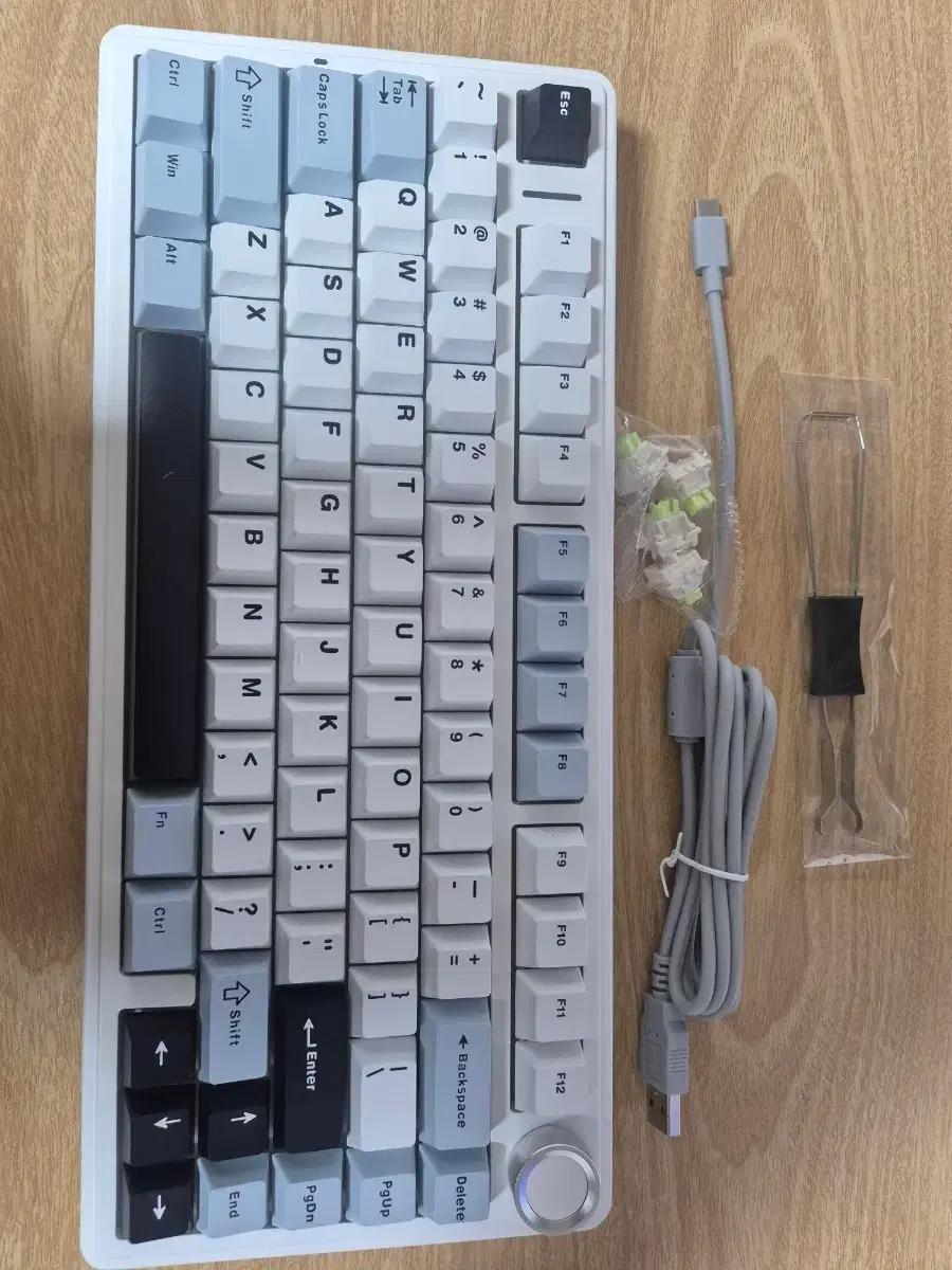 AULA F75 독거미 기계식 키보드 새제품