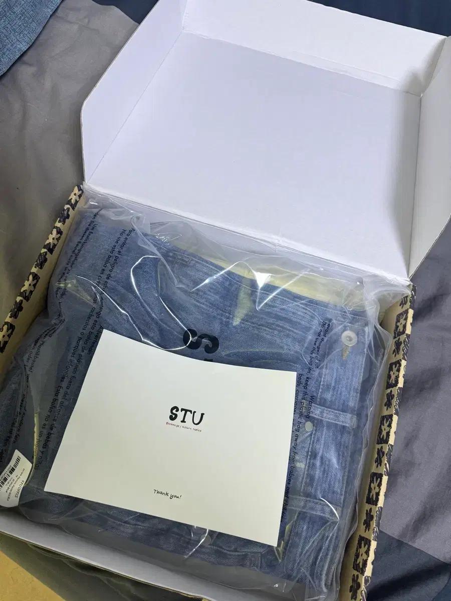 (L)STU 스트라이프 데님 팬츠 미드 블루