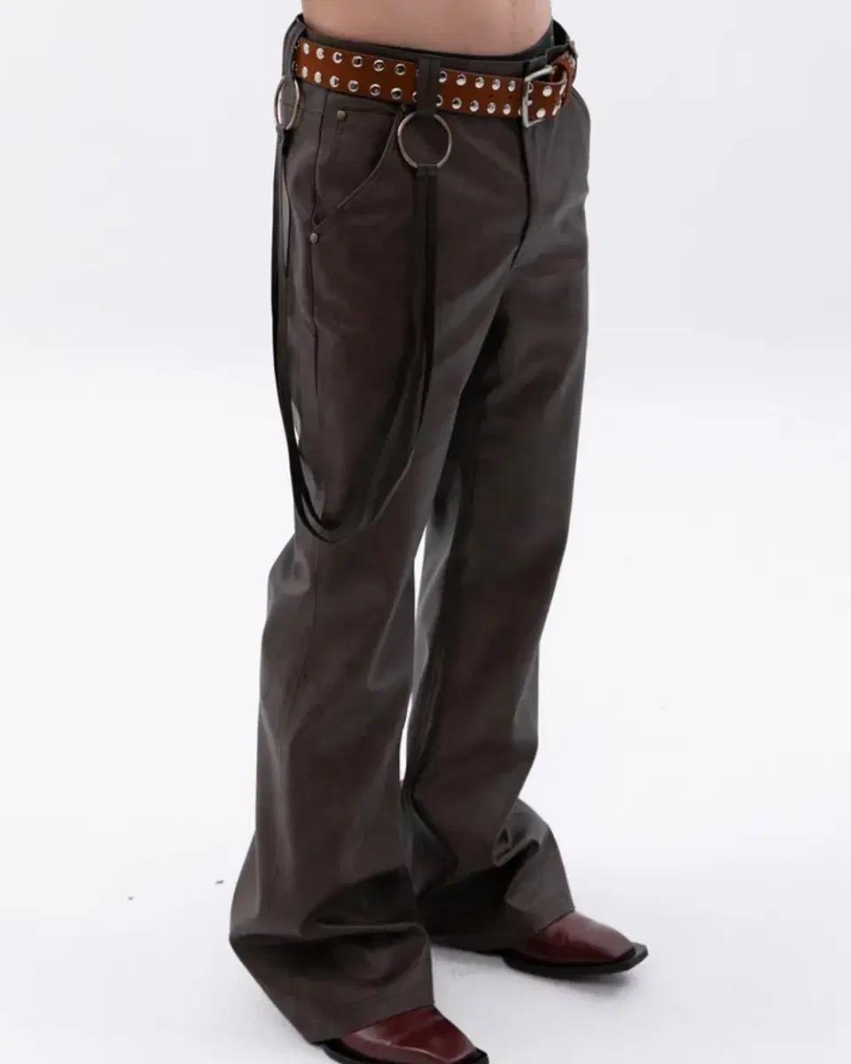 새상품급) Esc studio leather bootcut pants