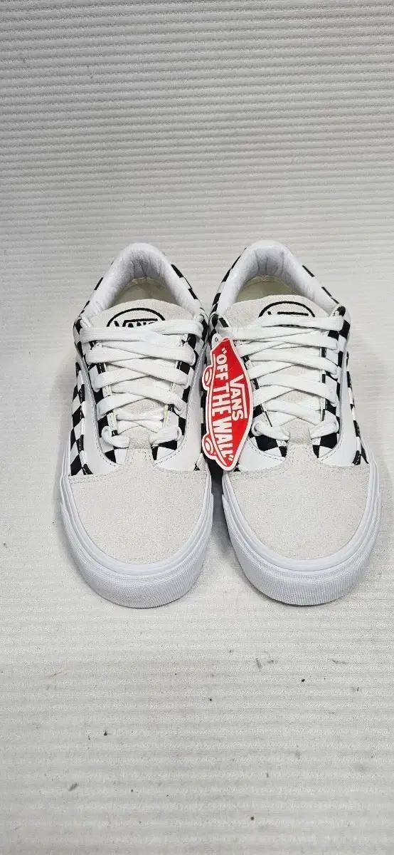 VANS 반스 누 스쿨 체커보드 울트라쿠쉬  240사이즈 새제품