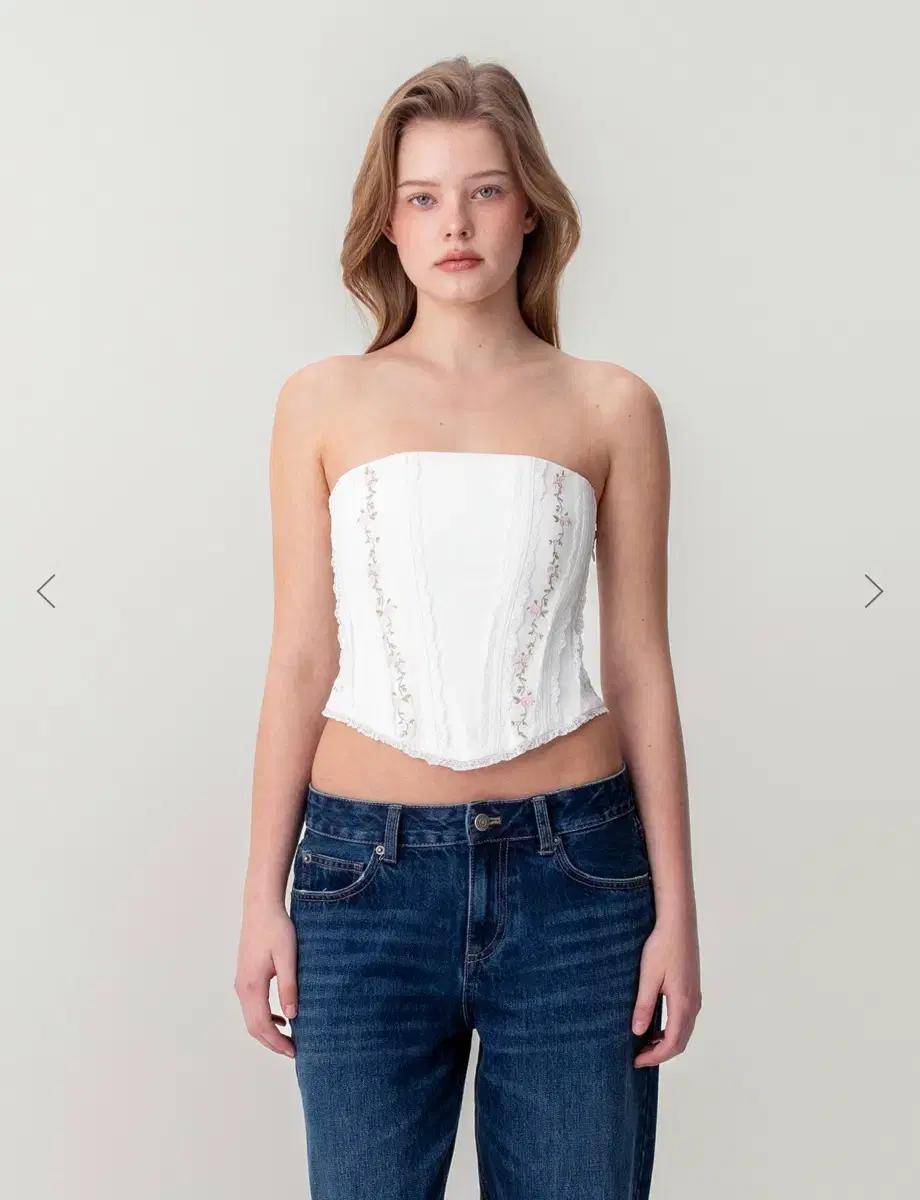 GLOWNY LACE ROSE CORSET TOP