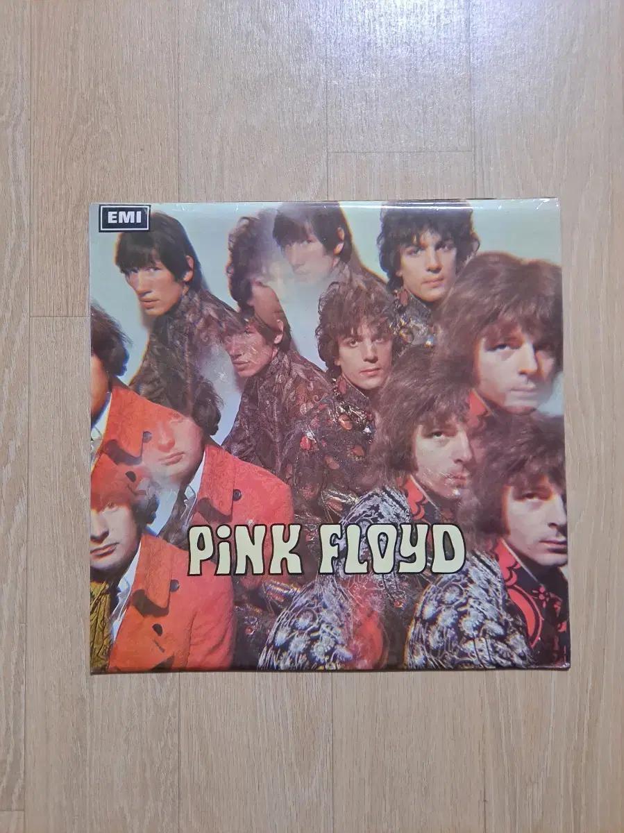 핑크 플로이드 Pink Floyd 데뷔음반