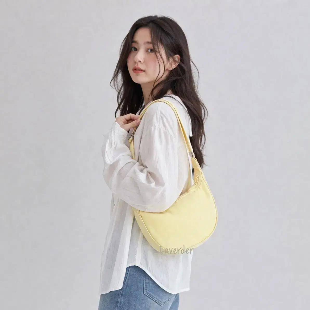 슈펜 나일론 호보백 반달 크로스백