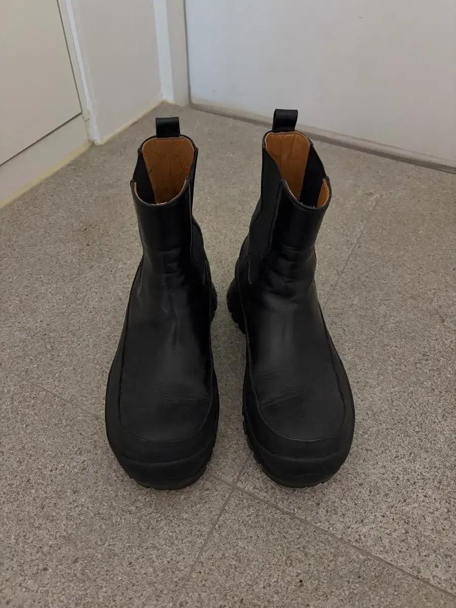 얼바닉 30 urbanic30 vibram chelsea