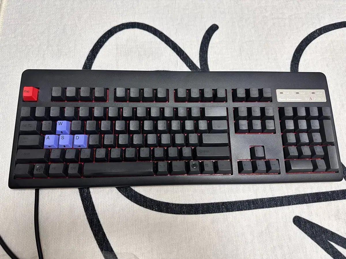 리얼포스 REALFORCE 106U-KB 키보드