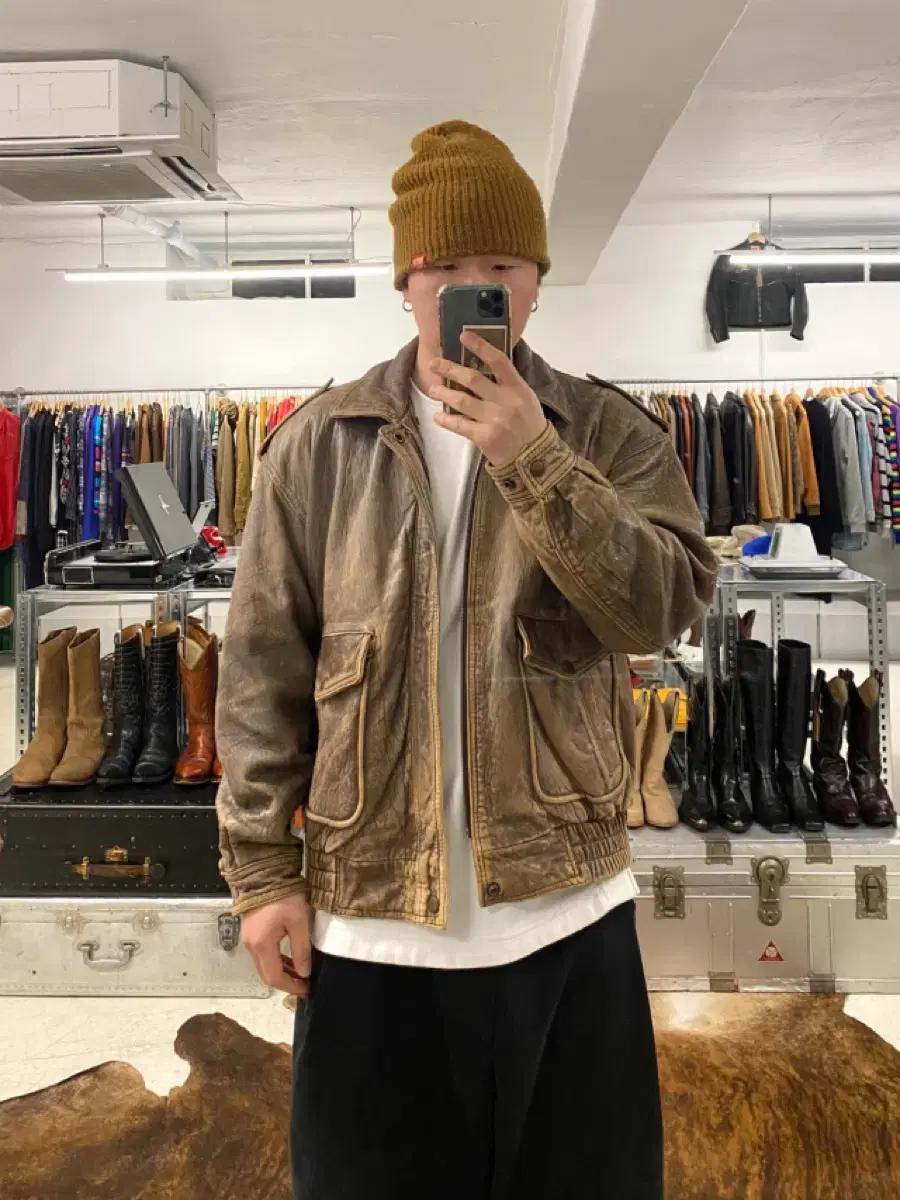 VTG hard faded G-1 leather jacket