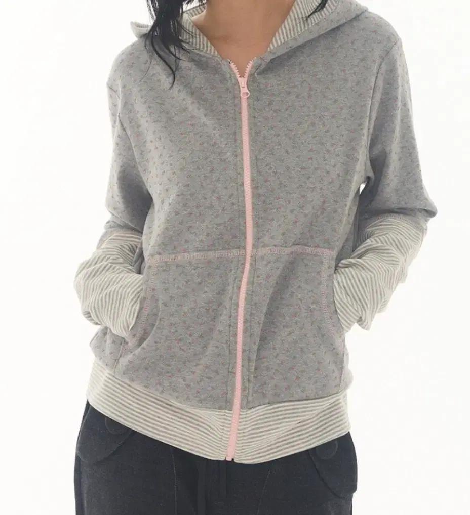 익스파이어드걸 Milky Combi Hoodie Zip up 후드집업