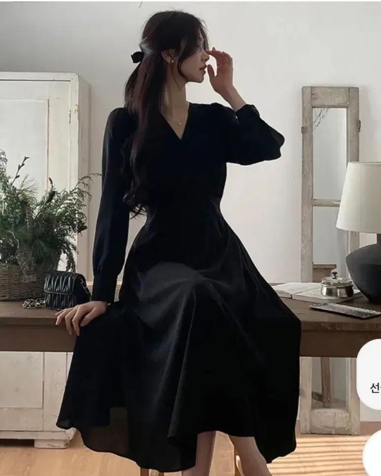 [새상품]봄 가을 간절기 하객룩 랩 셔링 긴팔 쉬폰 플레어 롱 원피스