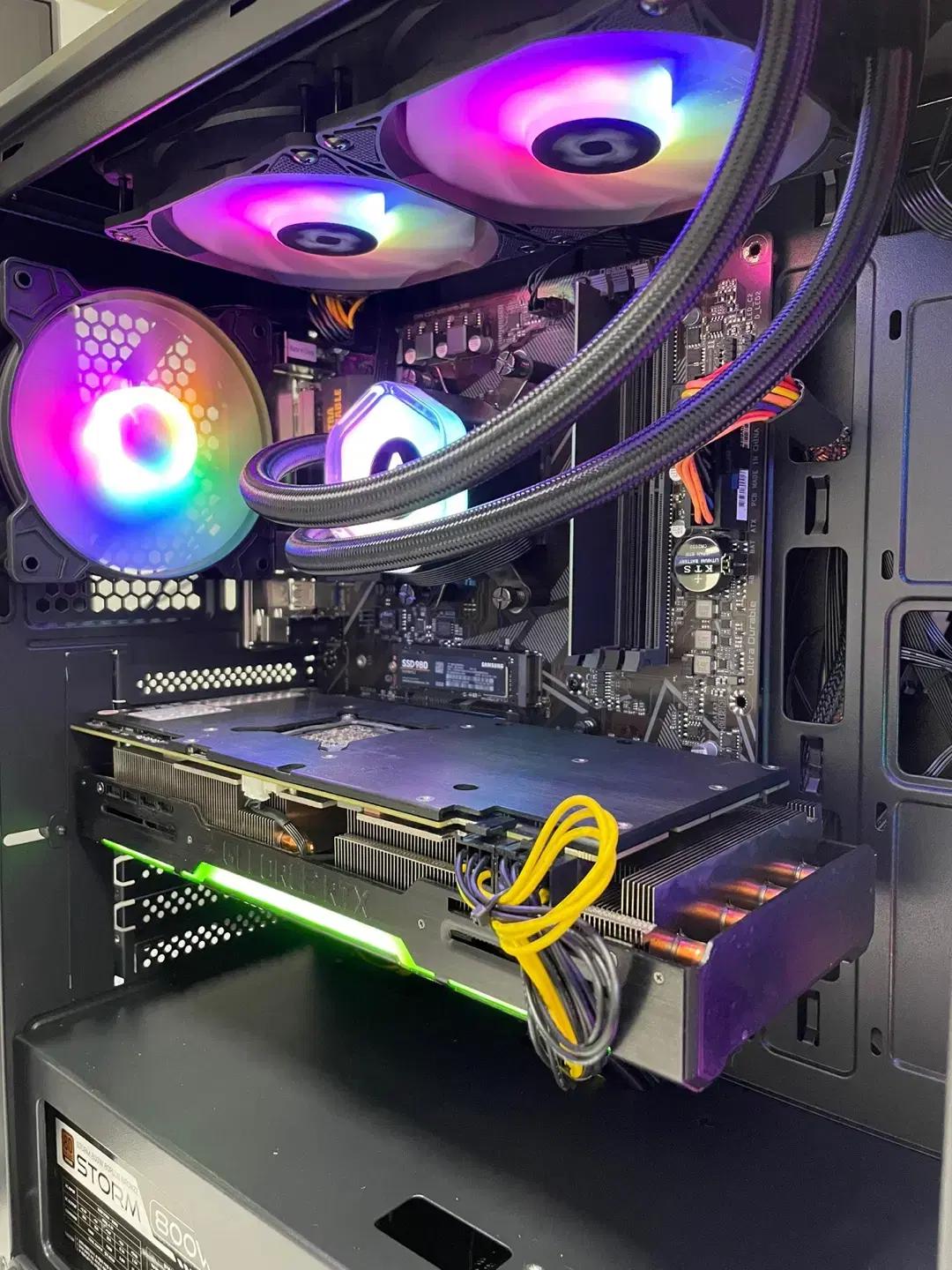 7900/a520/RTX5090/512GB