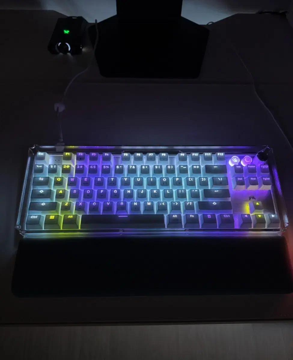 커세어 K70 PRO TKL Mgx 키보드 래피드트리거 8k 폴링
