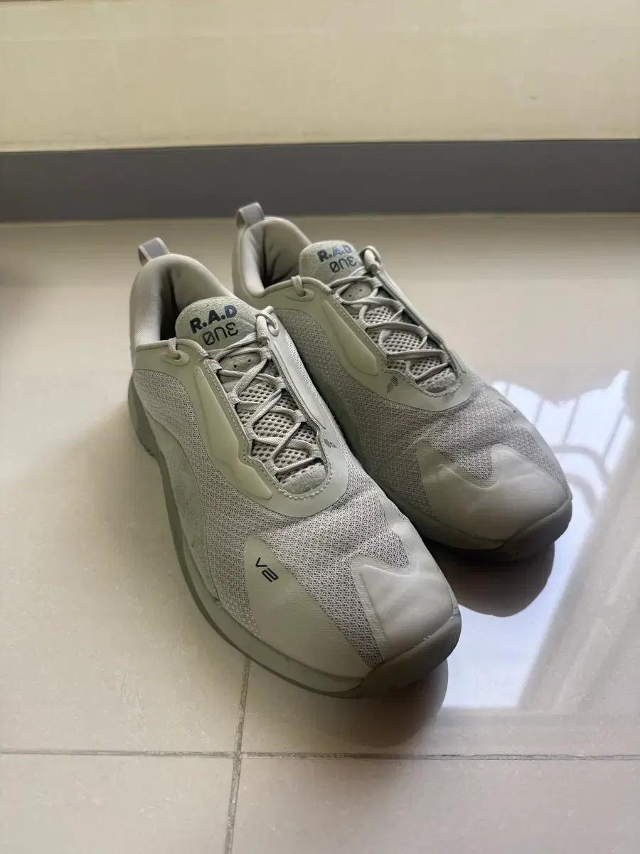 R.A.D ONE V2 운동화 Dust Green 290