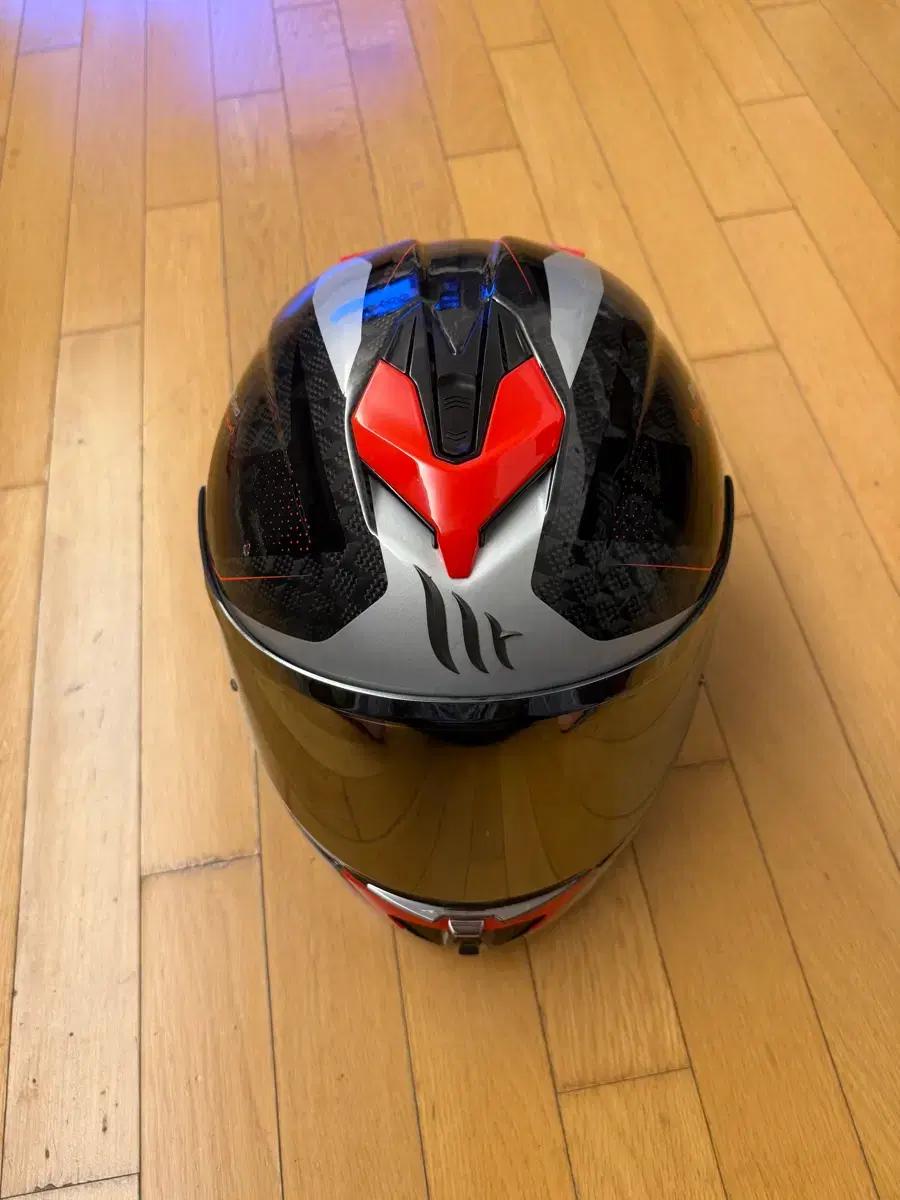 MT RAPIDE CARBON MASTER GLOSSY FLUOR RED