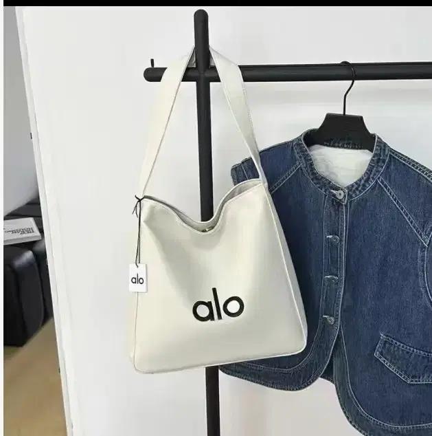 alo 알로 에코 숄더백