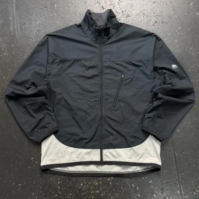 95-100 나이키 ACG 바람막이