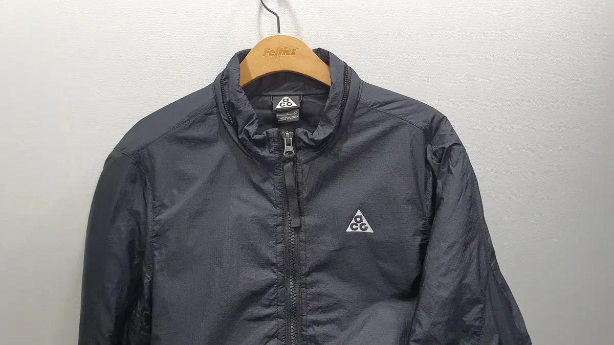 나이키 ACG 점퍼 100사이즈