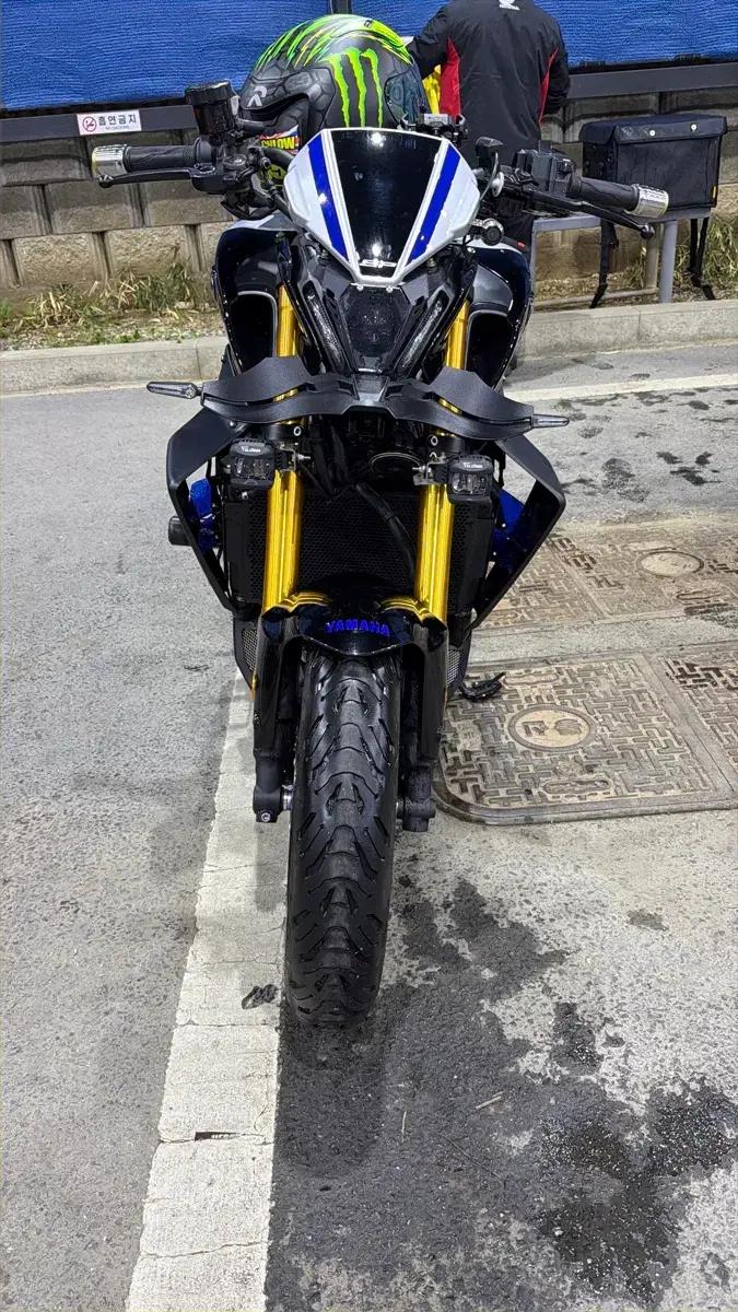 야마하 MT-09 SP  2023/12