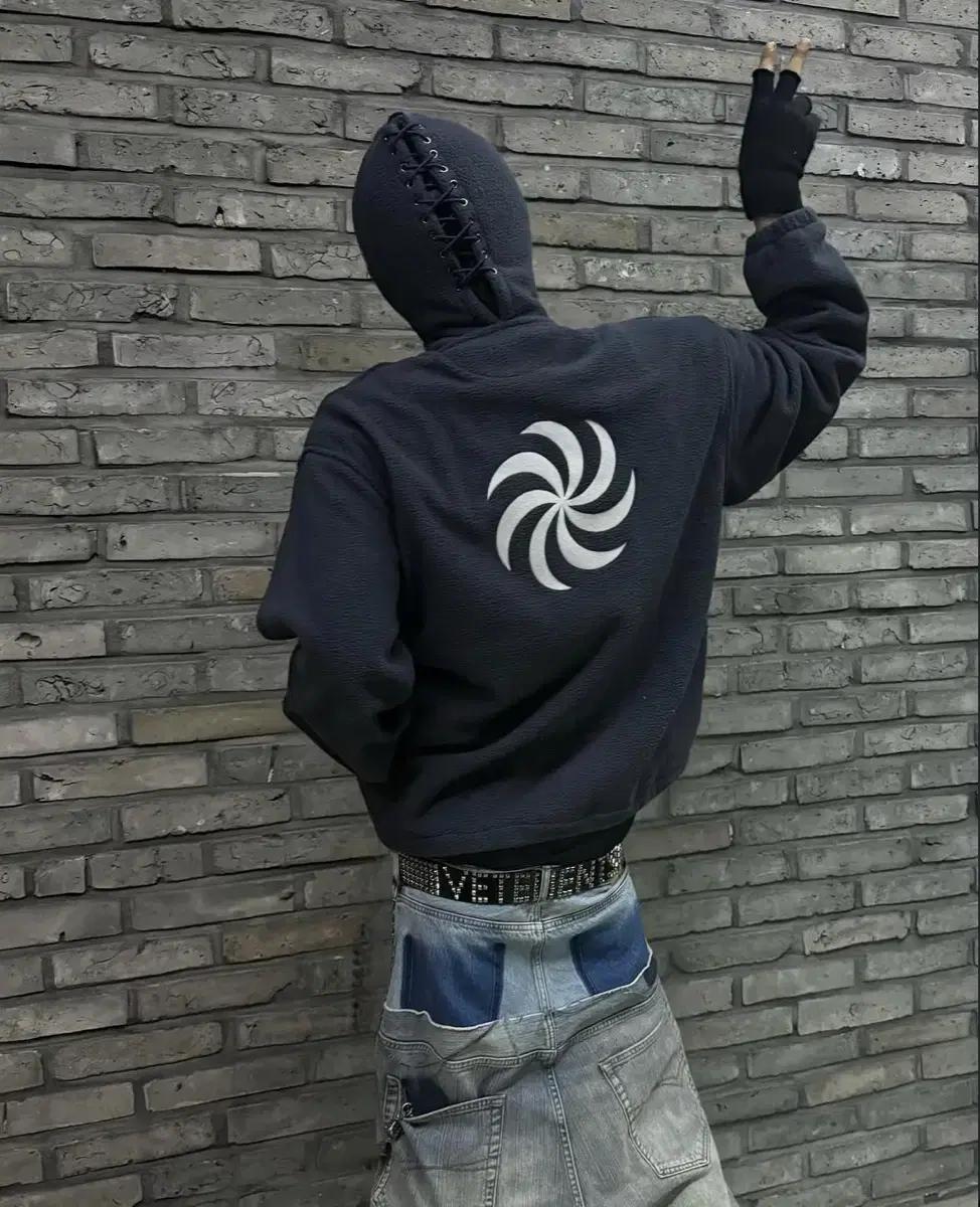 VETEMENTS GIMP FLEECE 19ss [L]