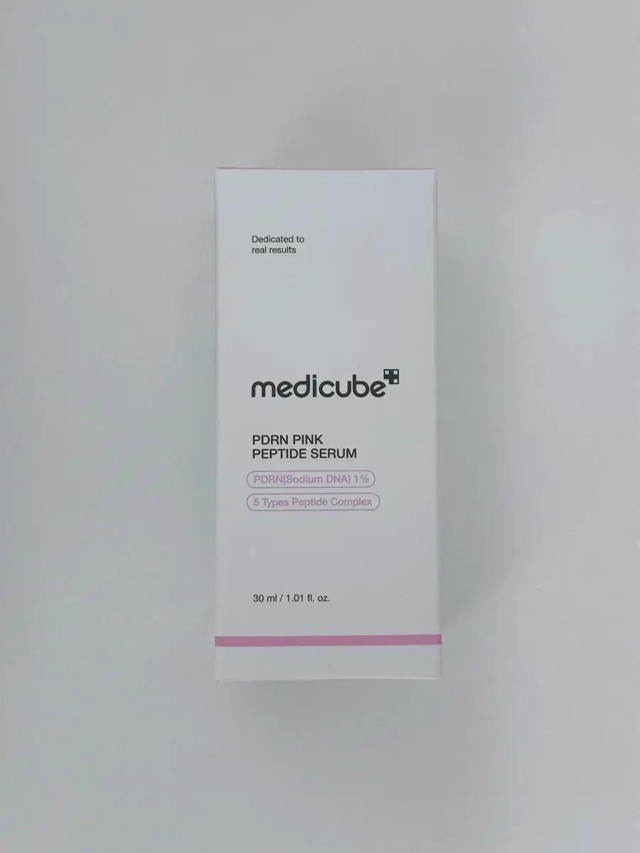 [미개봉] 메디큐브 PDRN 핑크 펩타이드 앰플 30ml