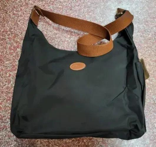 롱샴 호보백 블랙 숄더백