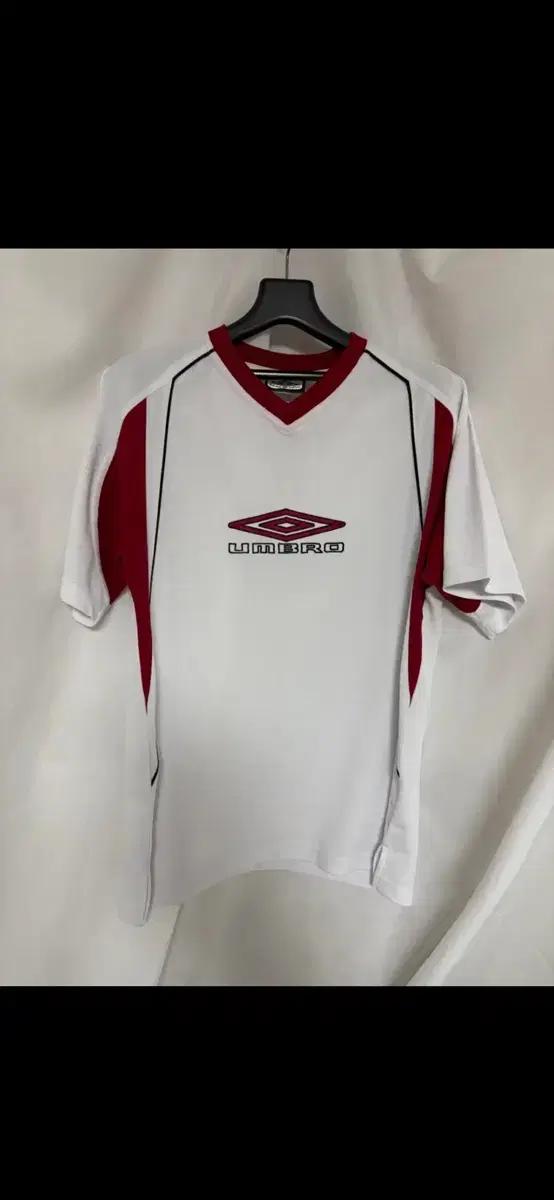 엄브로 UMBRO 로고 반팔 기능성 티셔츠