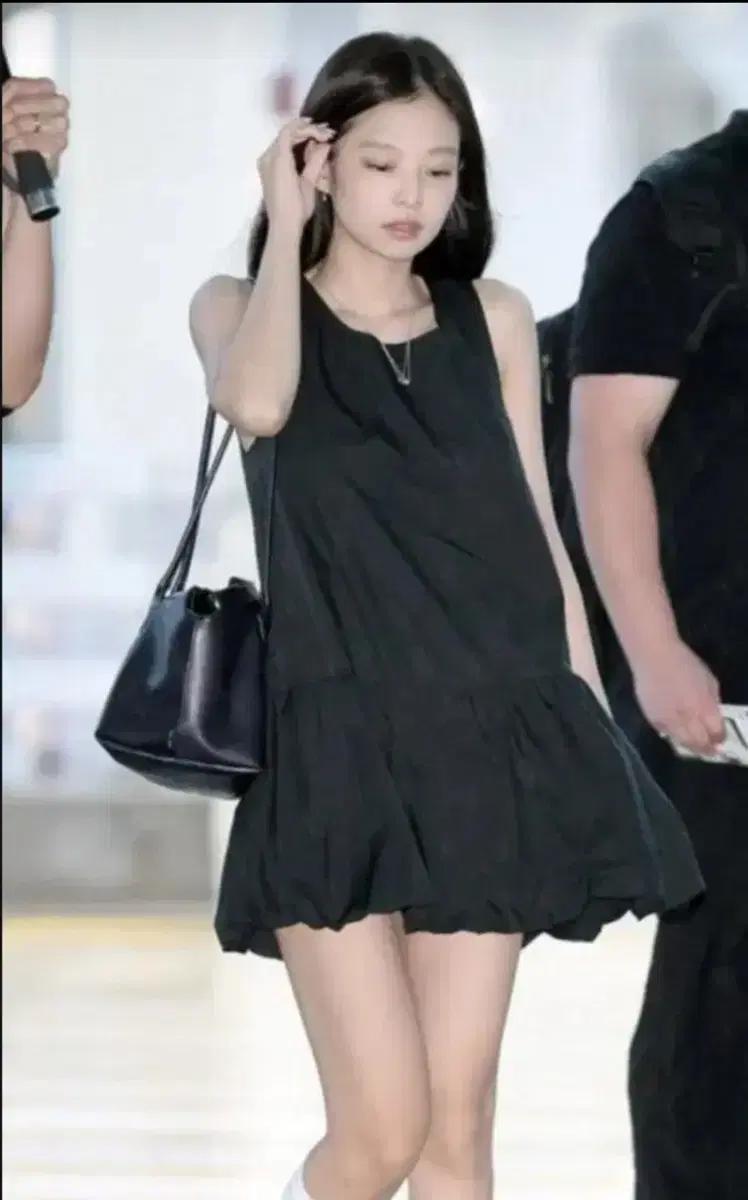 아모멘토 제니 원피스