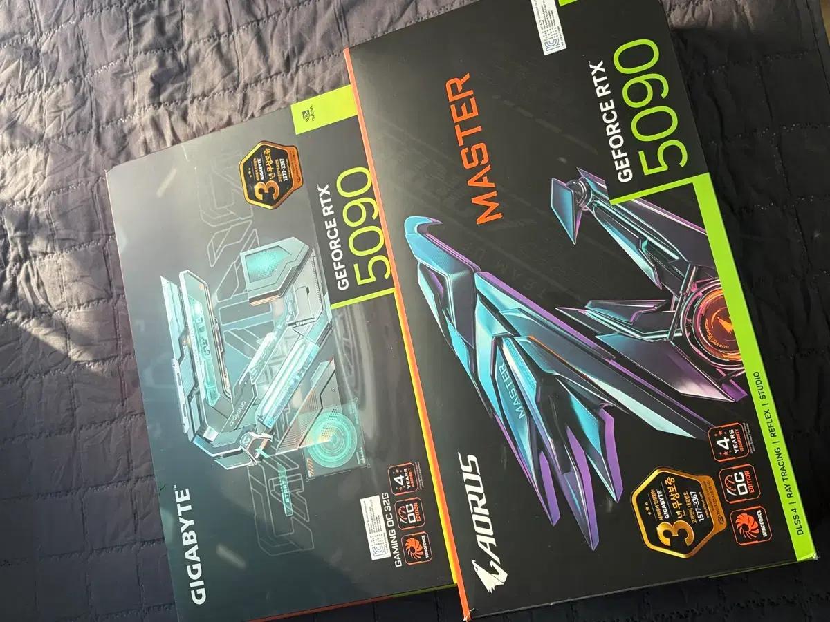 RTX5090 어로스 기가바이트 박스