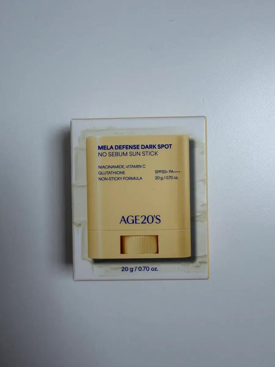 에이지투웨니스 멜라 디펜스 기미 노세범 선스틱 20g (SPF50+, P