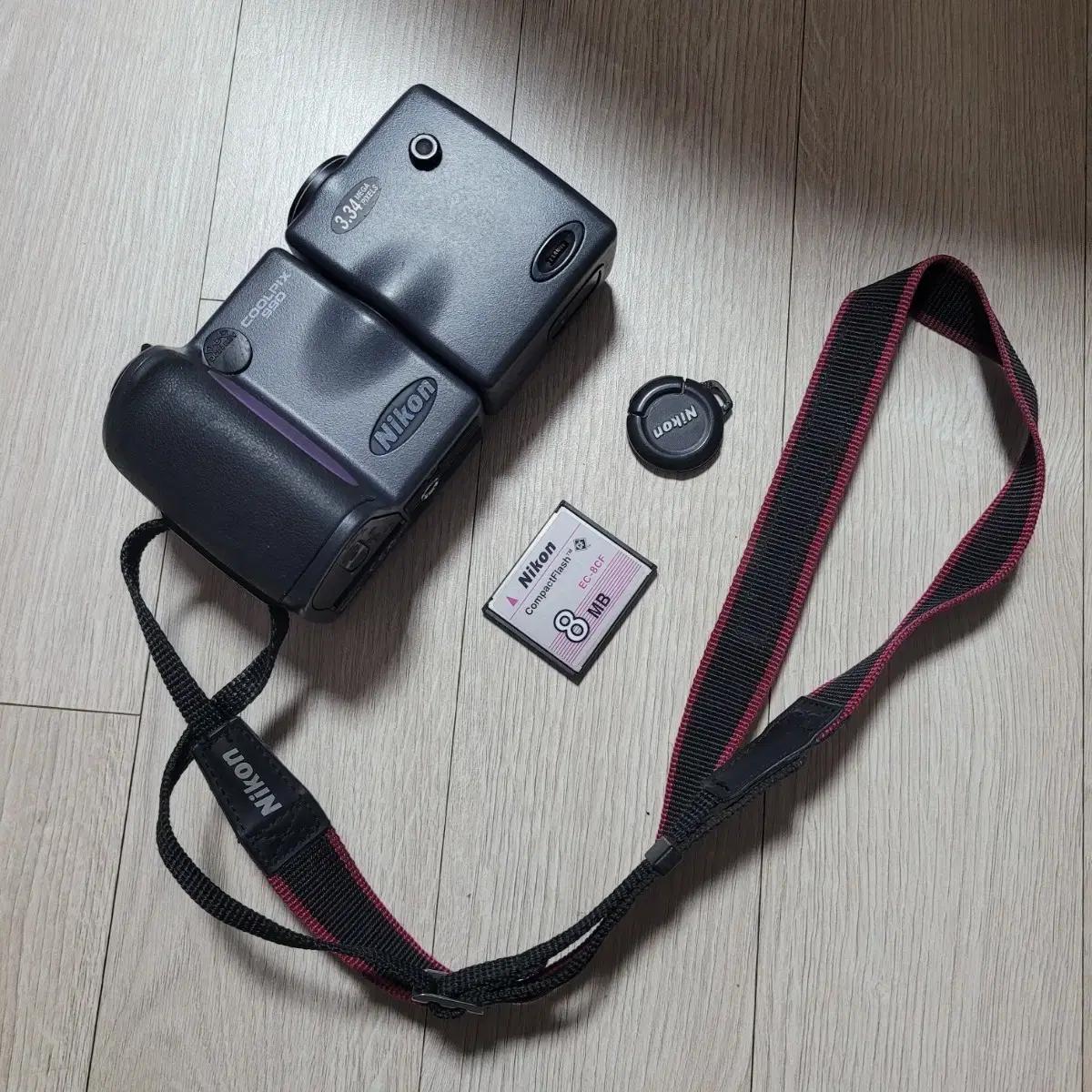 니콘 쿨픽스 990 디카