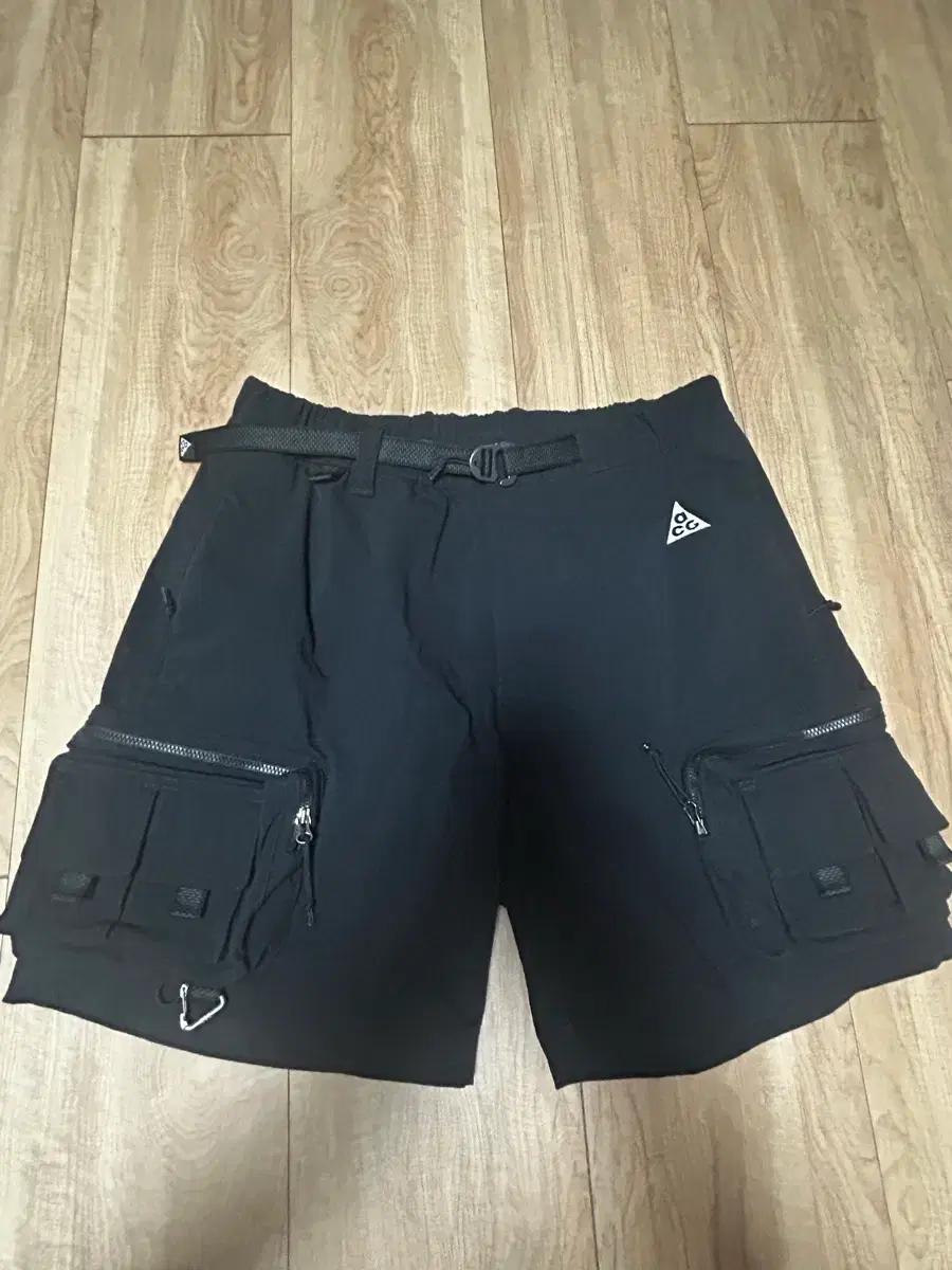 나이키 ACG 카고 쇼츠 블랙 (DH8347-010)