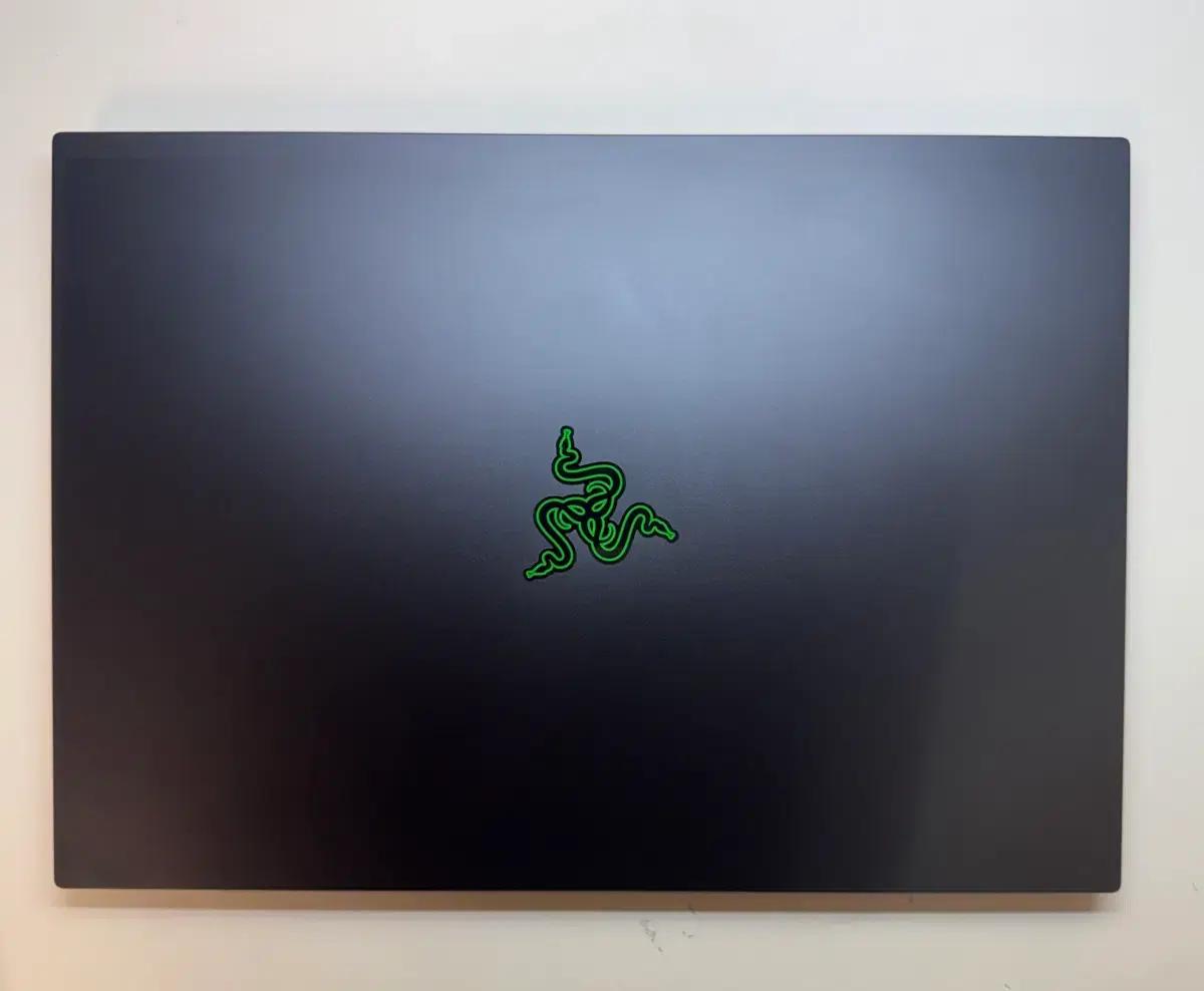 레이져블레이드16 신품급  RTX5090