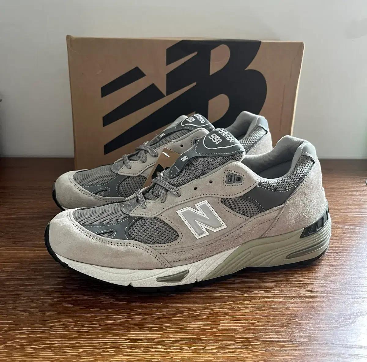 뉴발란스 991 메이드 인 UK 그레이 275mm 43