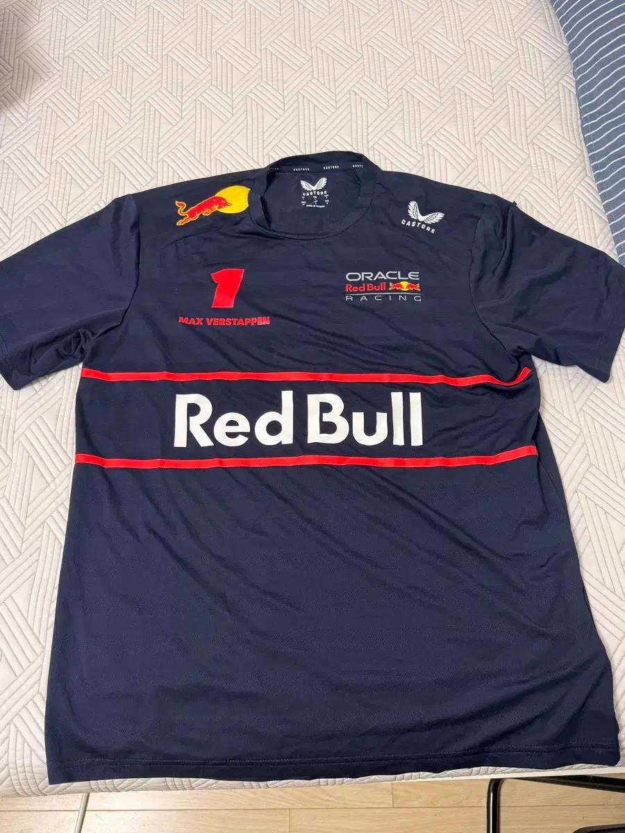 Castore 레드불 F1 베르스타펜 반팔 티셔츠 L사이즈