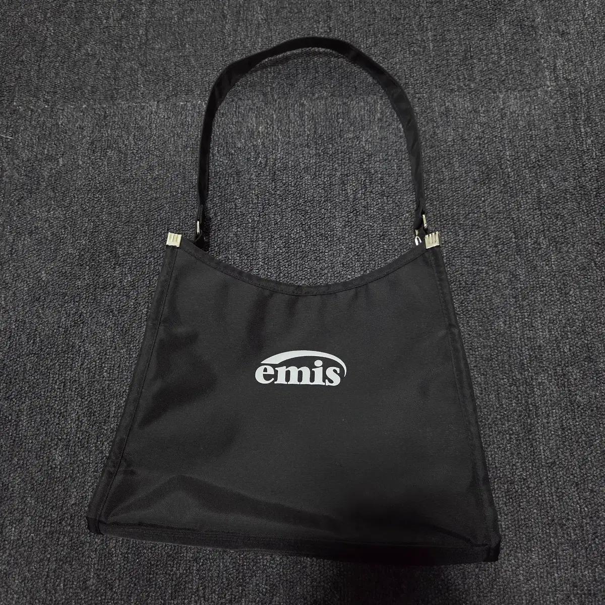 이미스 emis 블랙 스퀘어 호보백 26042221