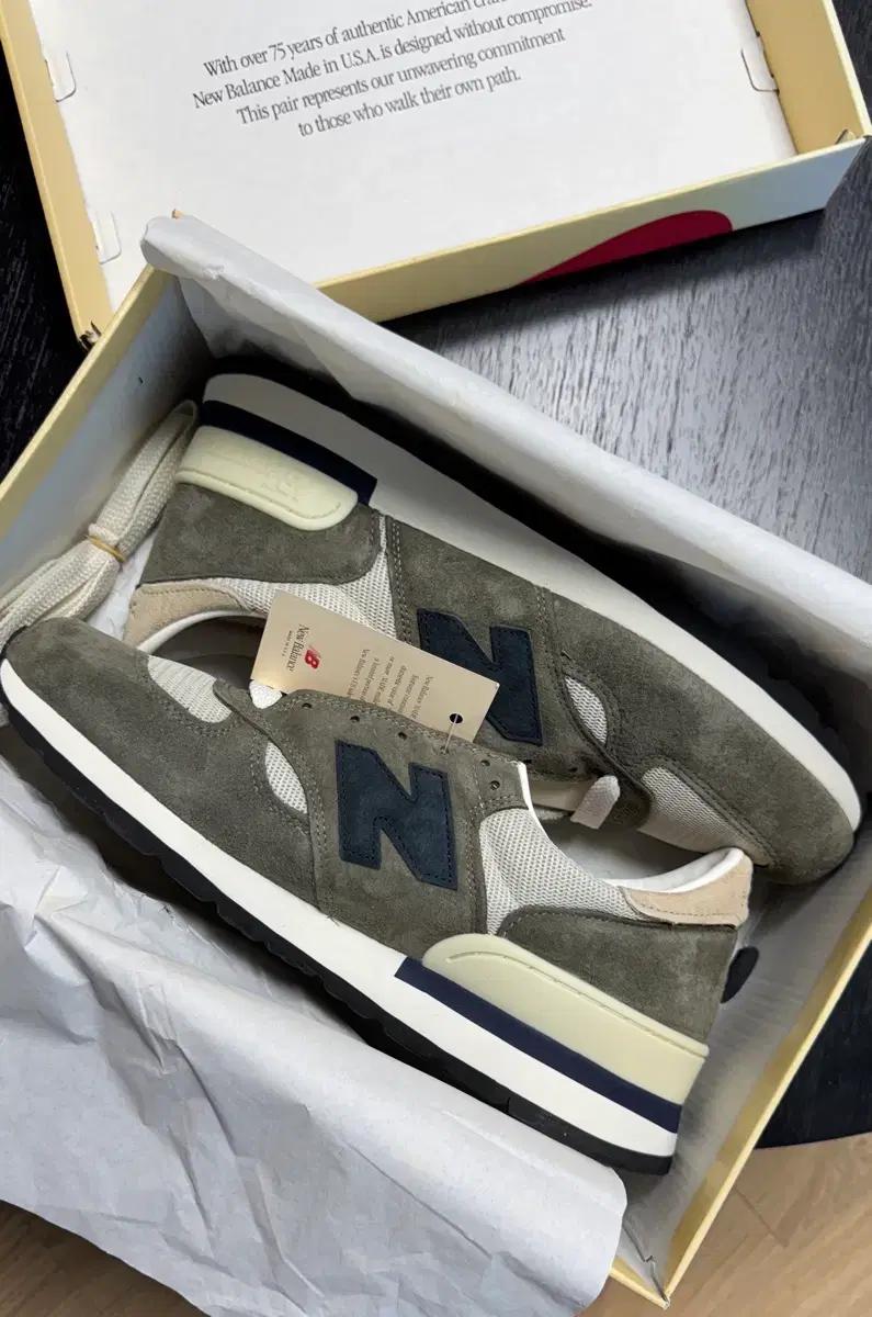 [295 / us11.5] 뉴발란스 990v1 올리브 M990WG1