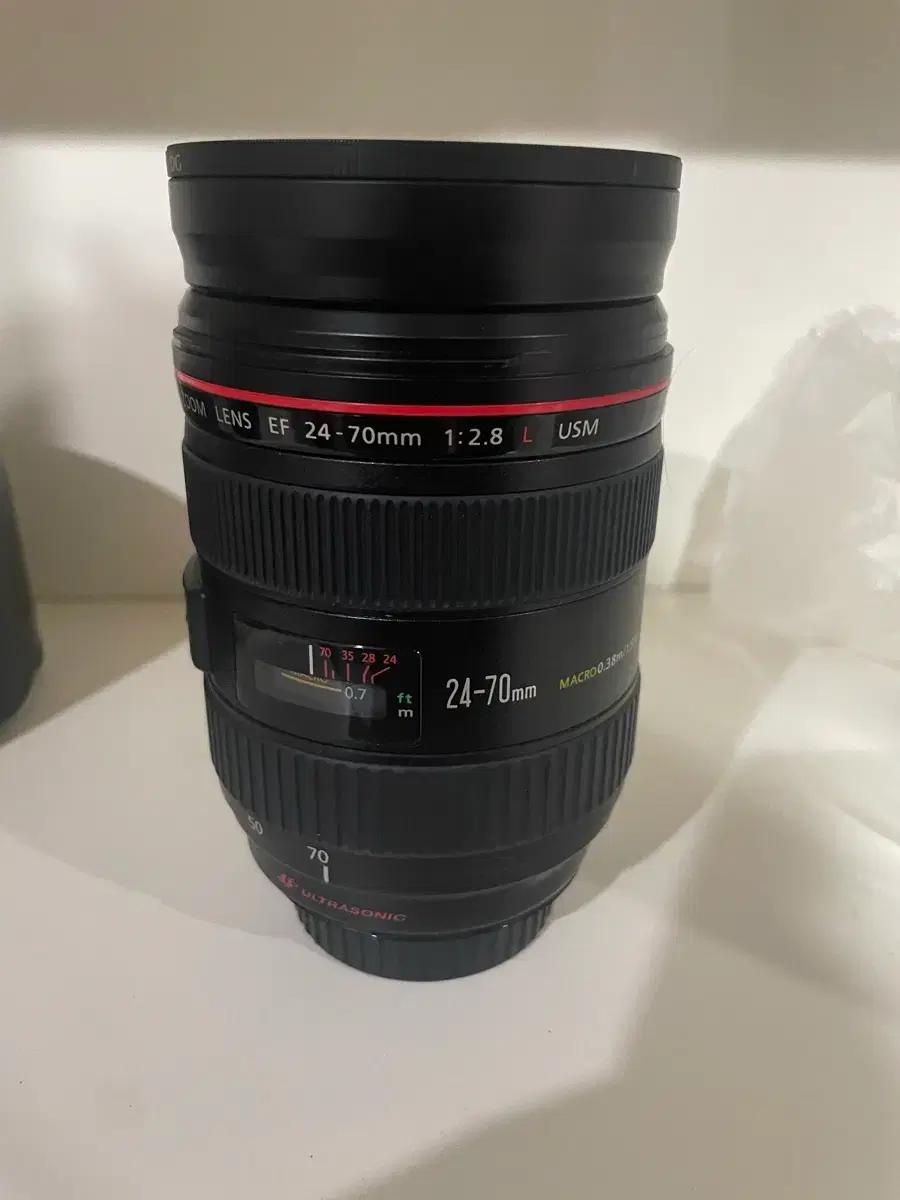 캐논 EF 24-70mm F2.8 L USM 렌즈