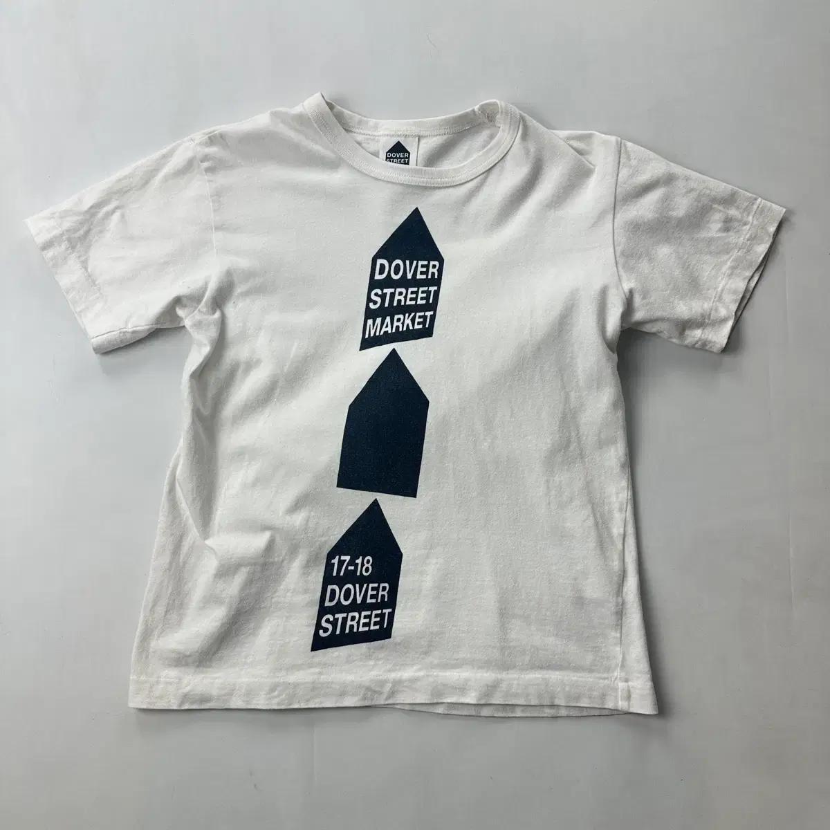 꼼데가르송 도버스트리트 마켓 화이트 반팔티셔츠