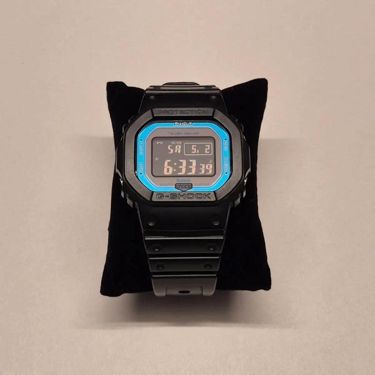 지샥 GW-B5600-2DR 파랭이 팝니다