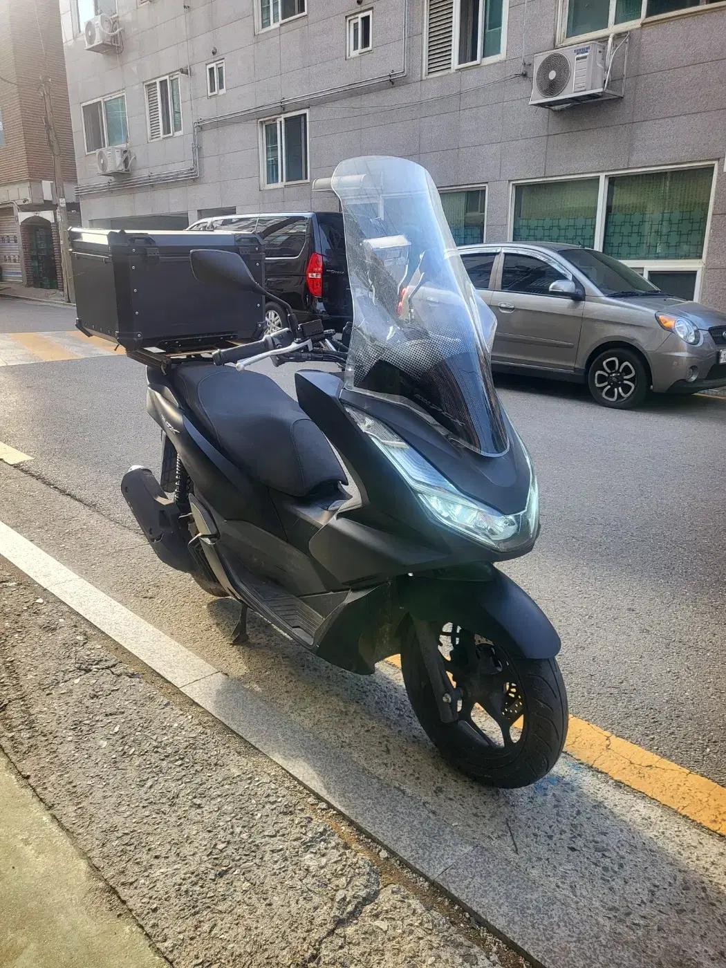 21년식 PCX125 블랙 1만키로 배달세팅 전국 최저가