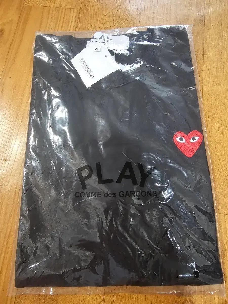 꼼데가르송 플레이 검정 하트 반팔 XL 새상품