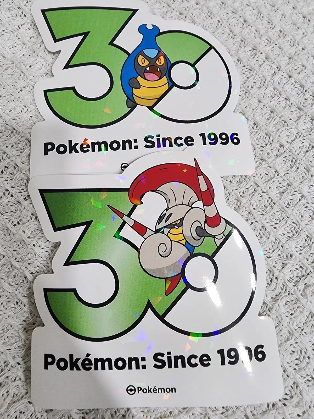 포켓몬 30주년 스티커 딱정곤 , 슈바르고 팝니다 :)
