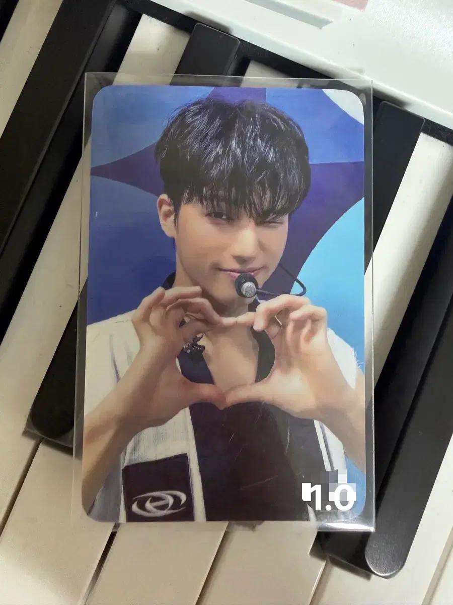 에이티즈 우영 포토카드,인형 양도합니다!