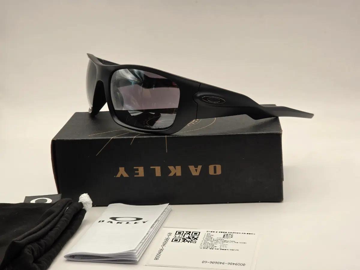 새상품 오클리 편광선글라스 마세터 9486-06 60mm