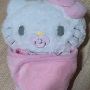 헬로키티 아기돌보기
