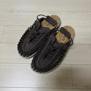 킨 KEEN 유니크 샌들 (브라운) 240mm