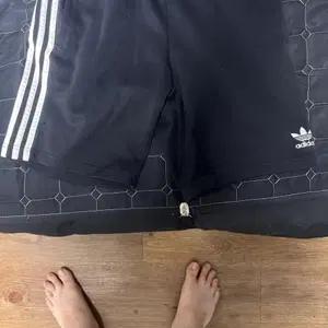 아디다스 오리지널 반바지 정품
