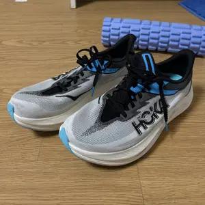 HOKA 호카 로켓 X3 270size