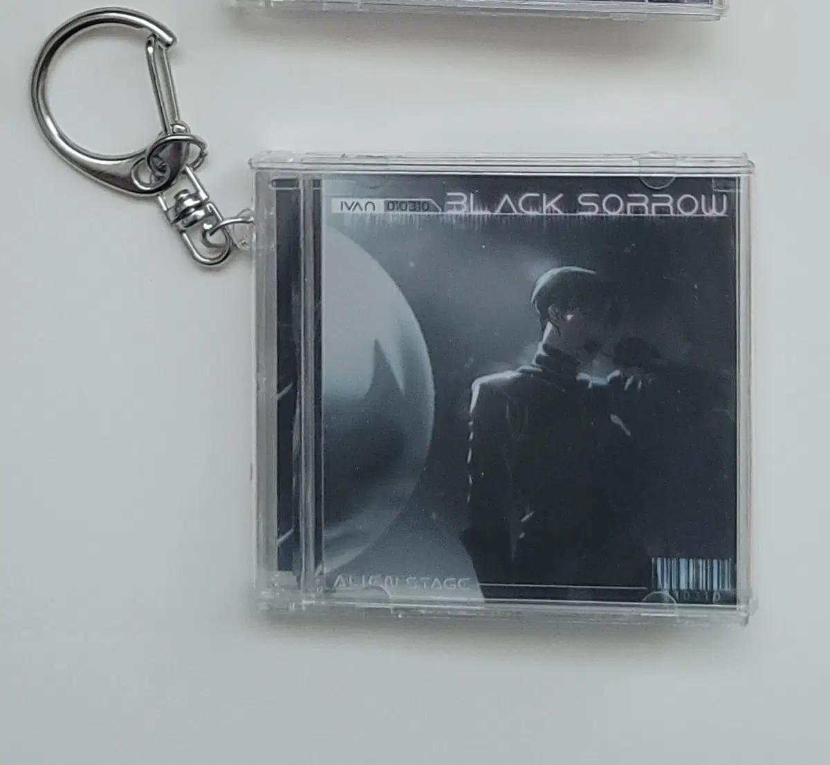 에일리언 스테이지 Black Sorrow 이반 CD키링
