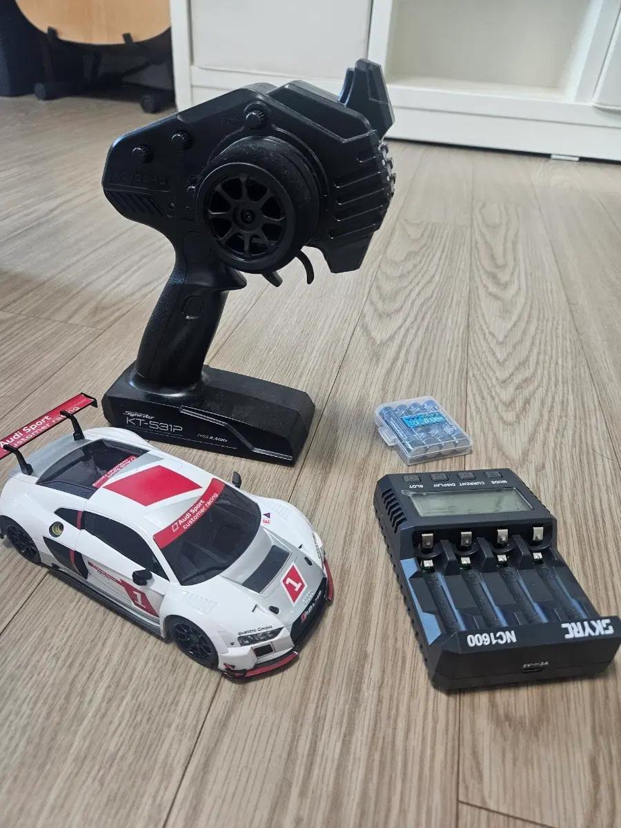 Kyosho miniZ 교쇼 미니Z RWD MR-04 아우디 R8 LMS 2015