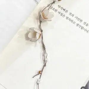 말랑키키 목련 끈갈피(판매 or 분홍교환)