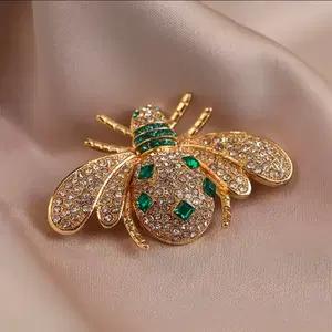 [새상품] 딥그린 라인스톤 레트로 꿀벌 브로치 #써지컬#도금#14k#18k